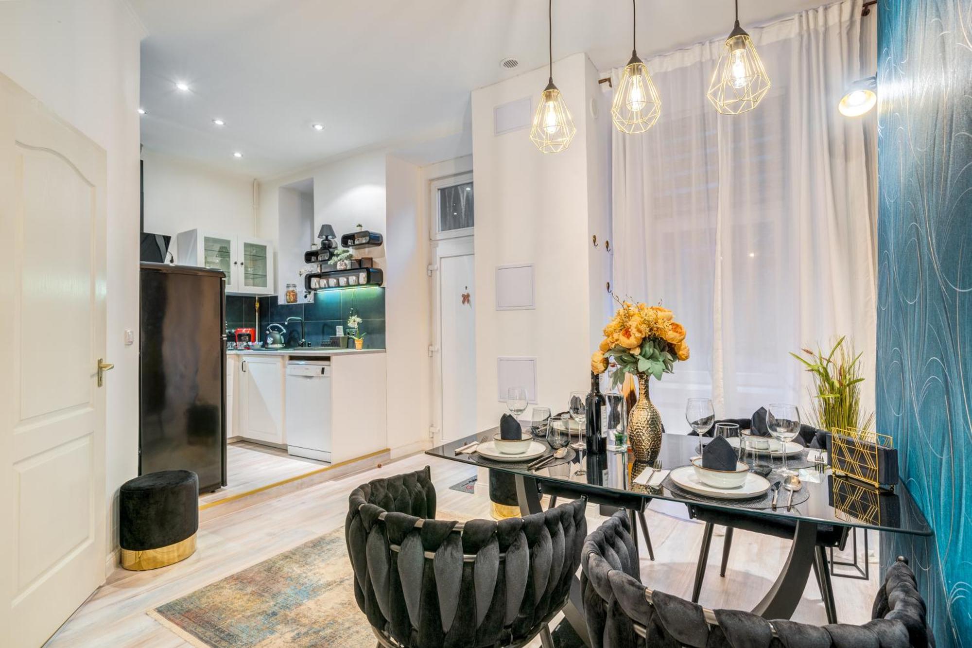 Sweet Dreams At Opera House Downtown Apartment Budapest Ngoại thất bức ảnh